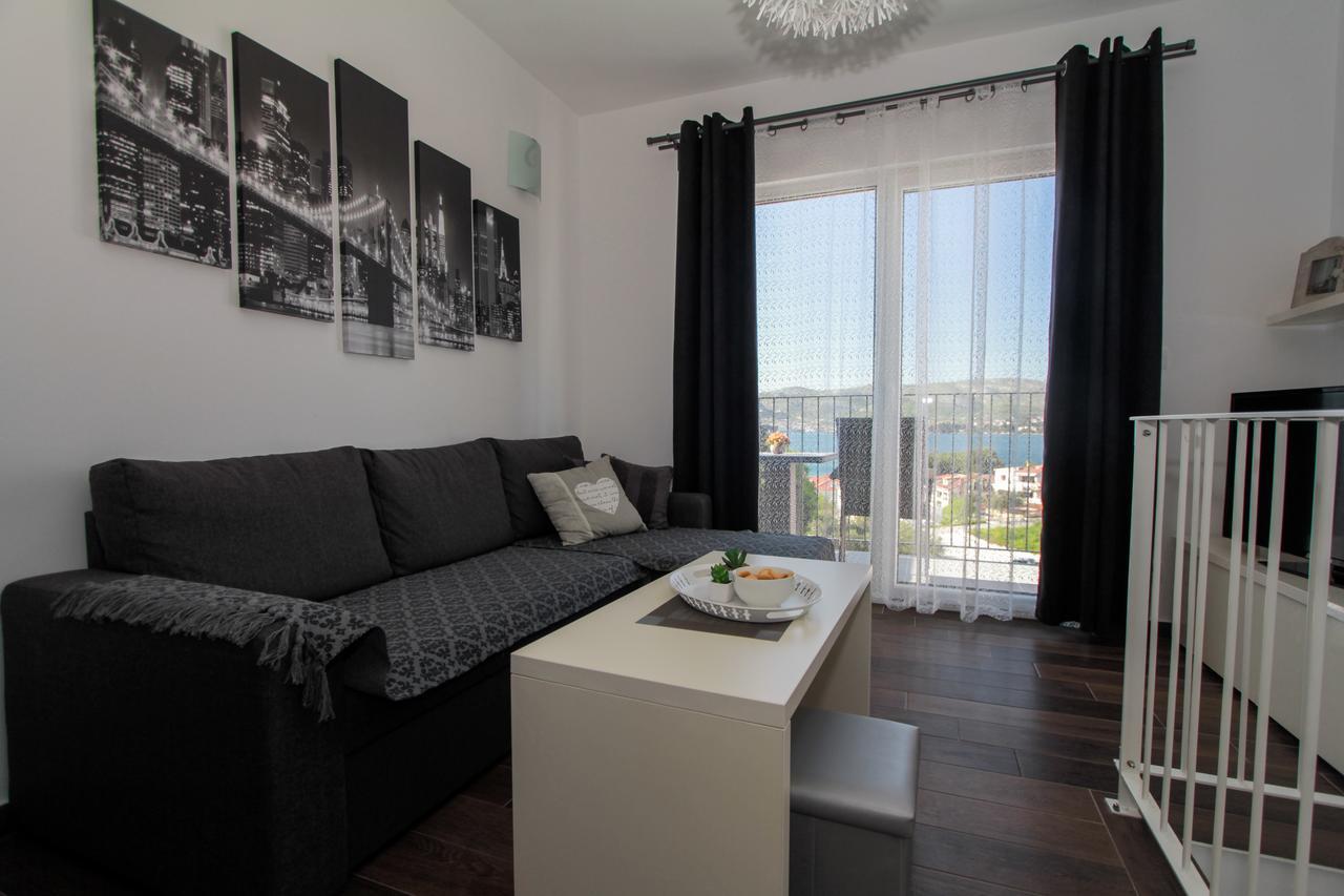 Apartment Iva Трогир Екстериор снимка